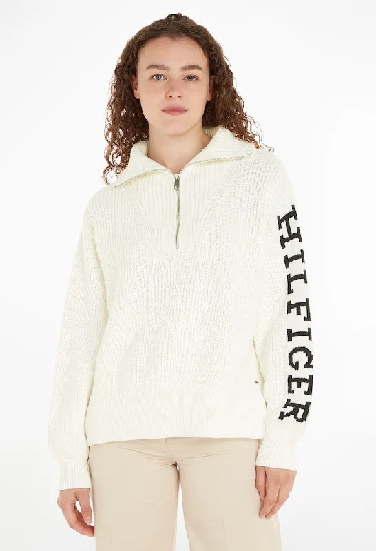 HALF-ZIP RELAXED FIT JUMPER