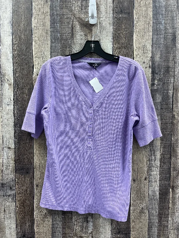 Top Short Sleeve By Nicole Miller In Purple, Size: M