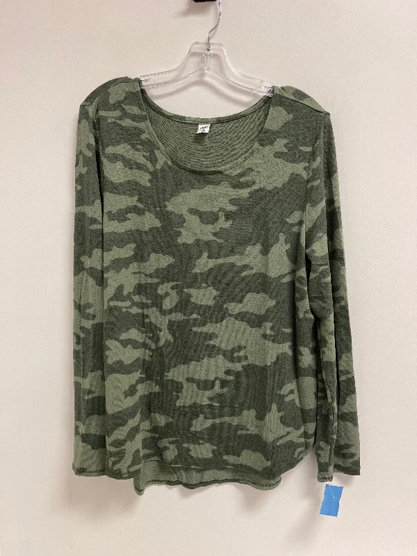 Top Long Sleeve By Old Navy In Camouflage Print, Size: Xl