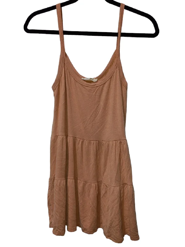 Tan Top Sleeveless Clothes Mentor, Size S